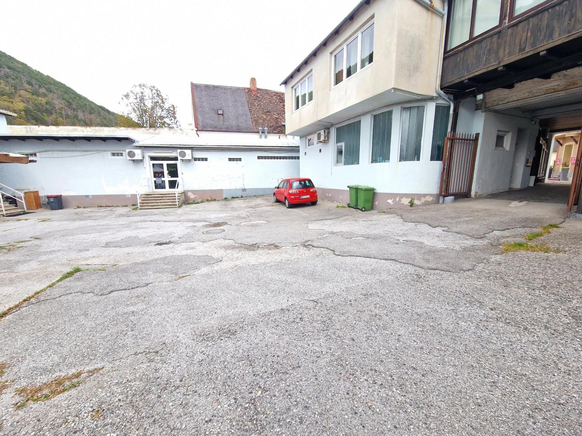 Ferienwohnung Gudzevic Ferien Unterkuenfte A 4 Gloggnitz Exterior foto